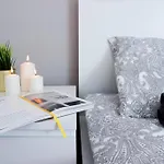 Close شقة