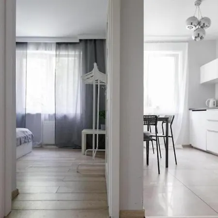 Close-central - Old Town - Comfortable And Cozy - W3 アパート